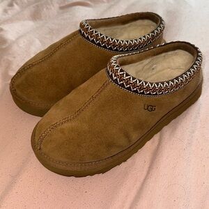 UGG Tasman Slippers